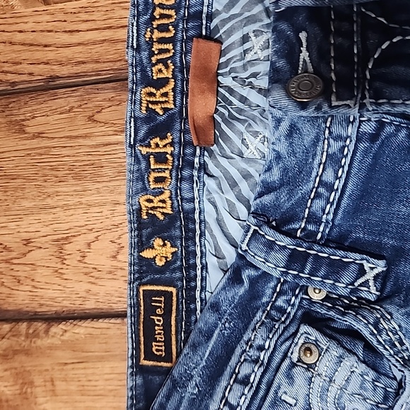 Jeans - Picture 2 of 5